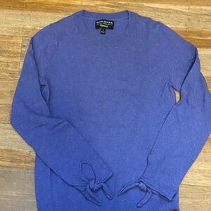 Banana Republic Sweater made with Italian Filpucci Yarn- Soft and beautiful!